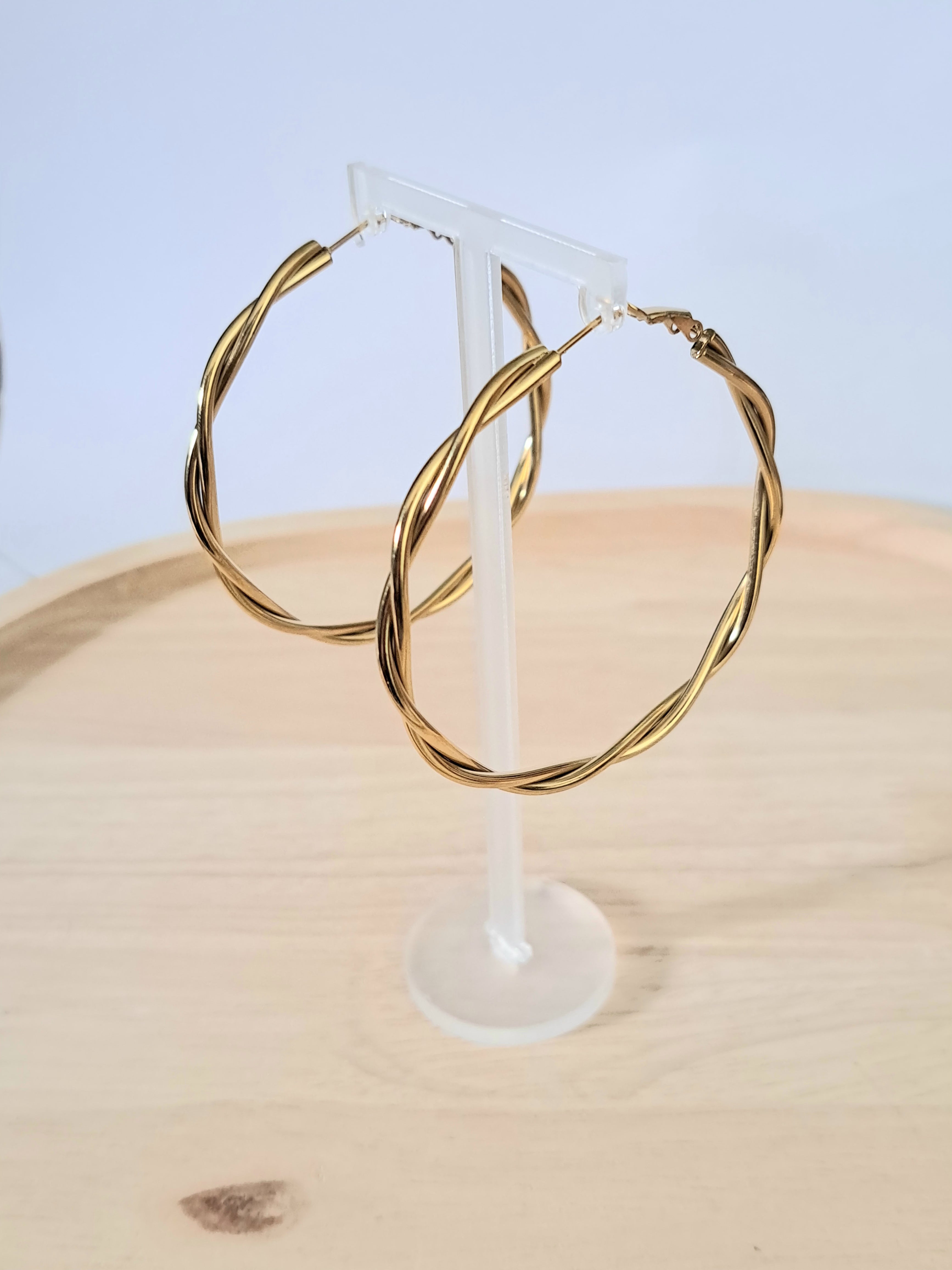 Créoles torsadées fines dorées