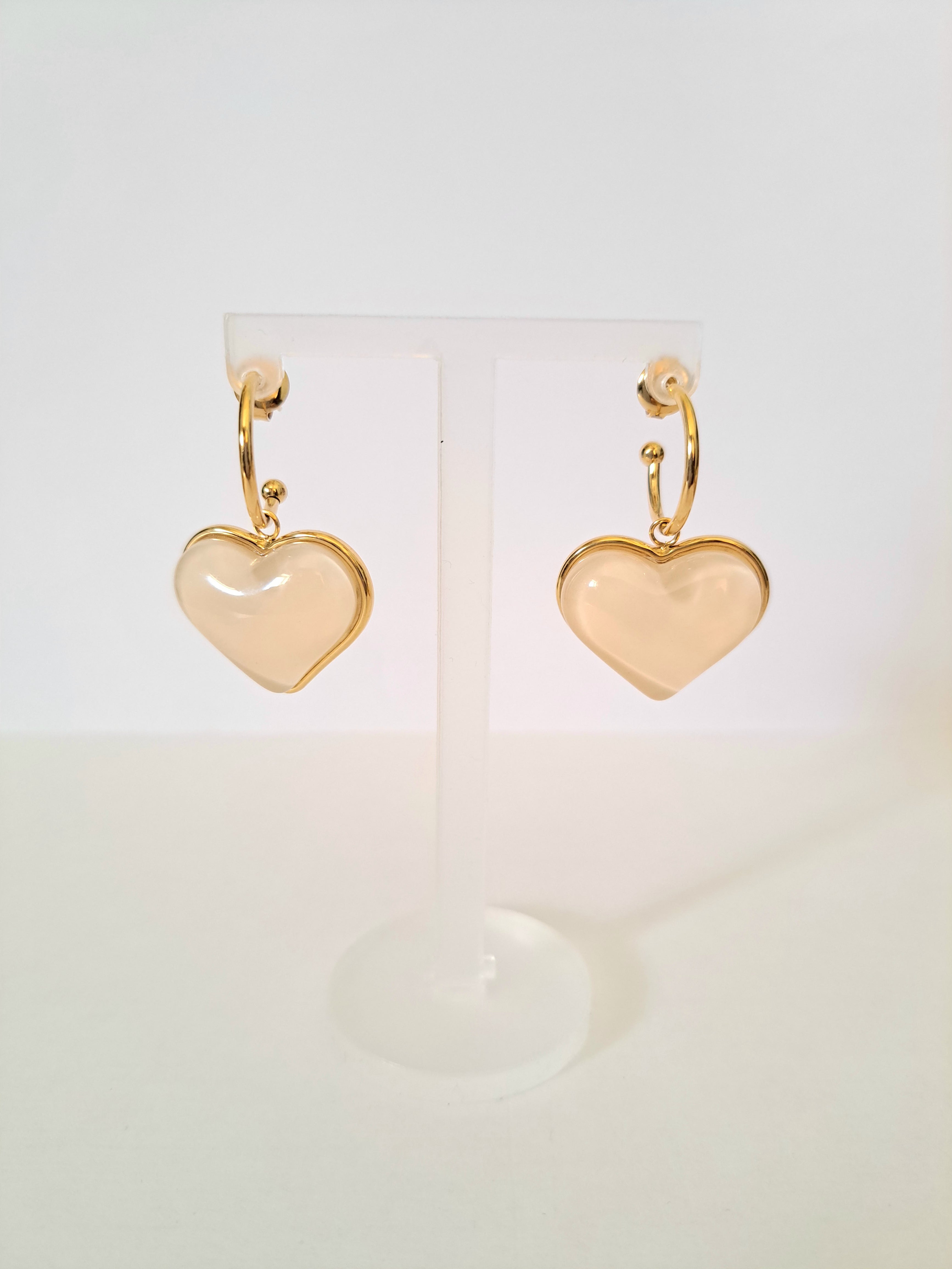 Boucles d’oreilles dorées – Cœur nude