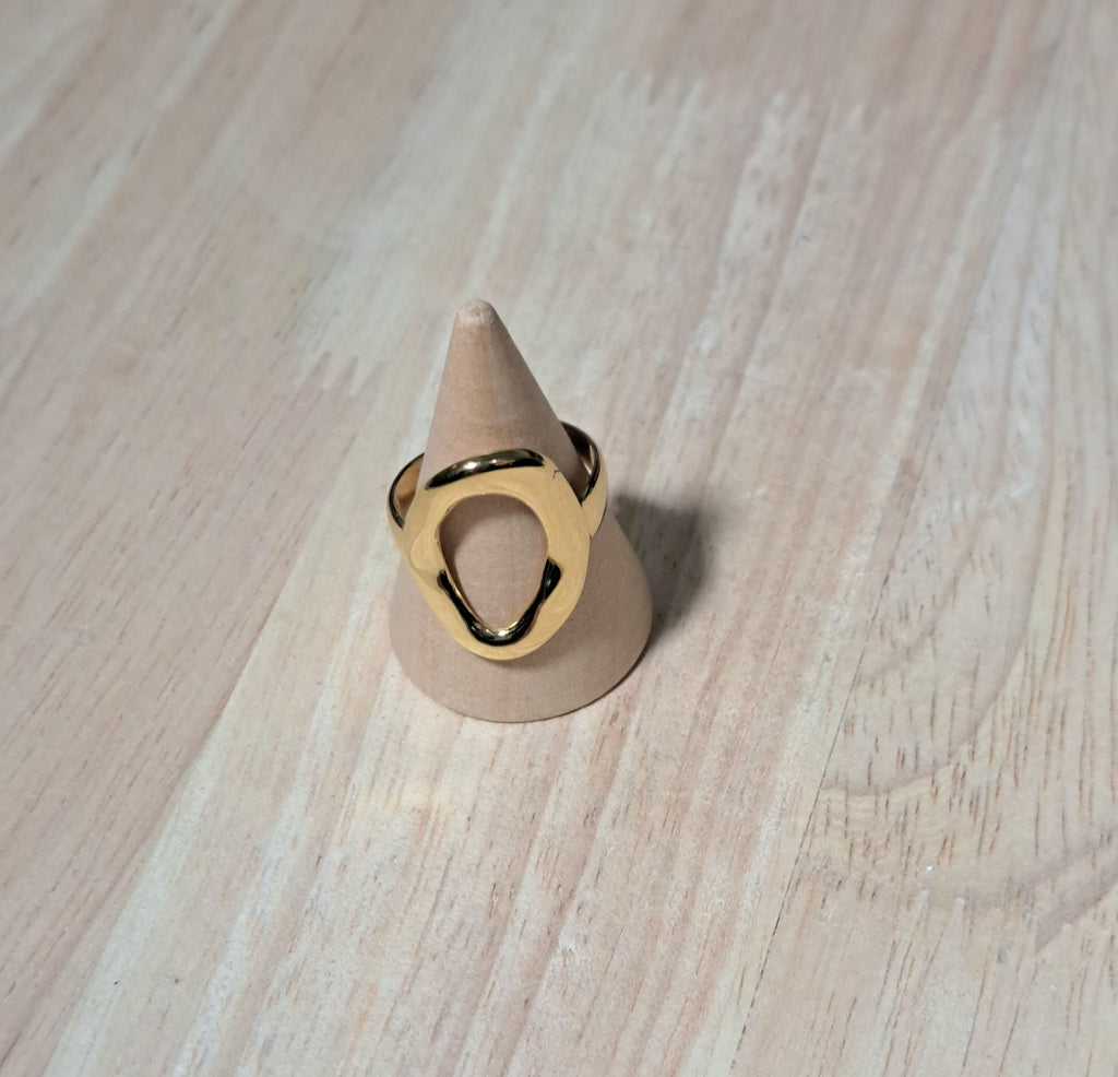 Bague dorée ajourée