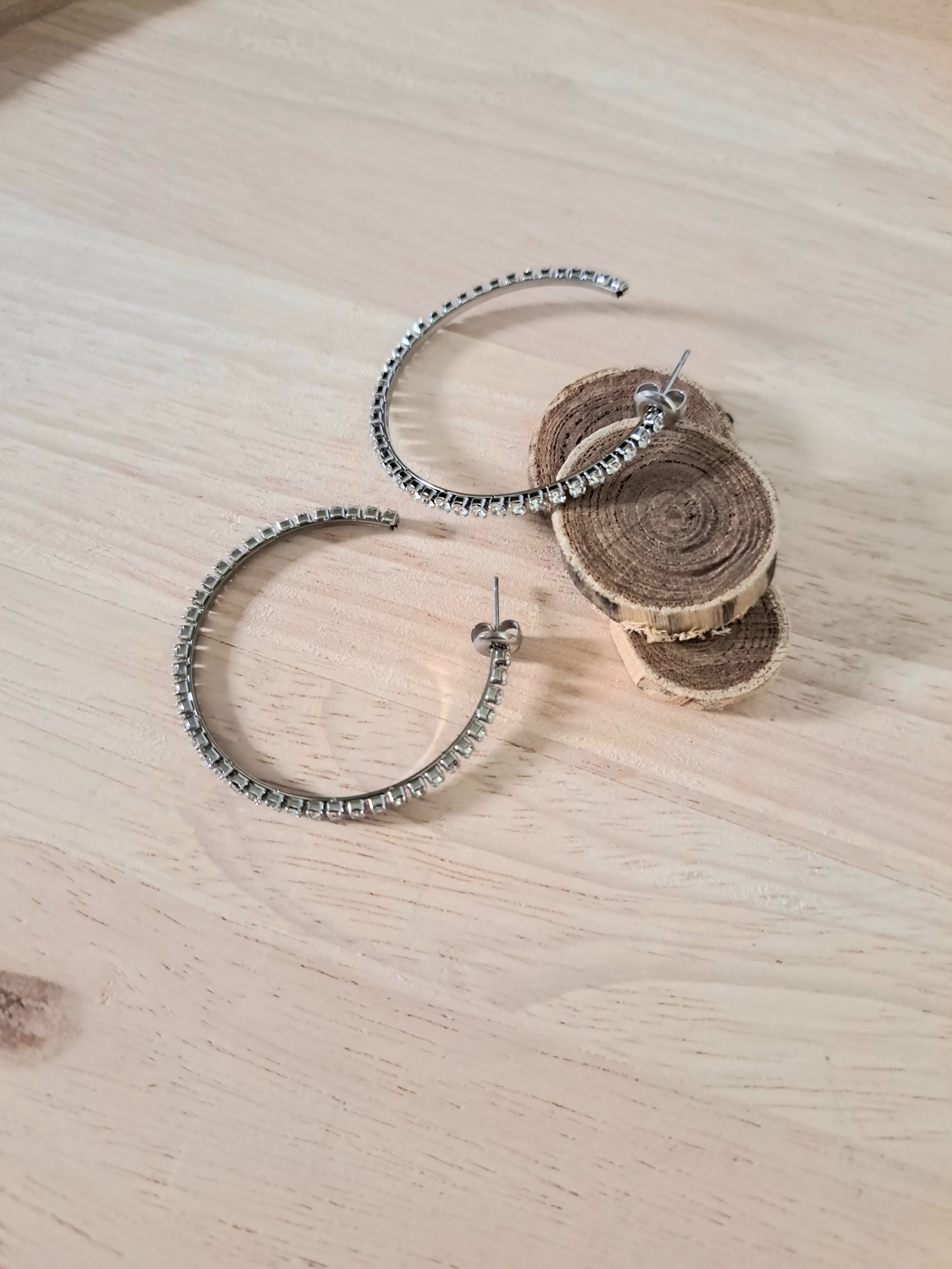 Créoles argentées strass