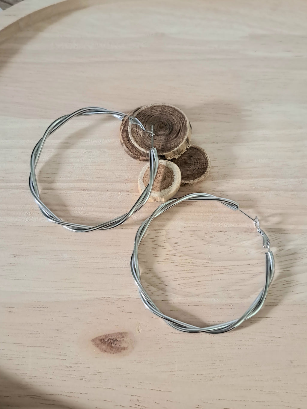 Créoles torsadées fines argentées