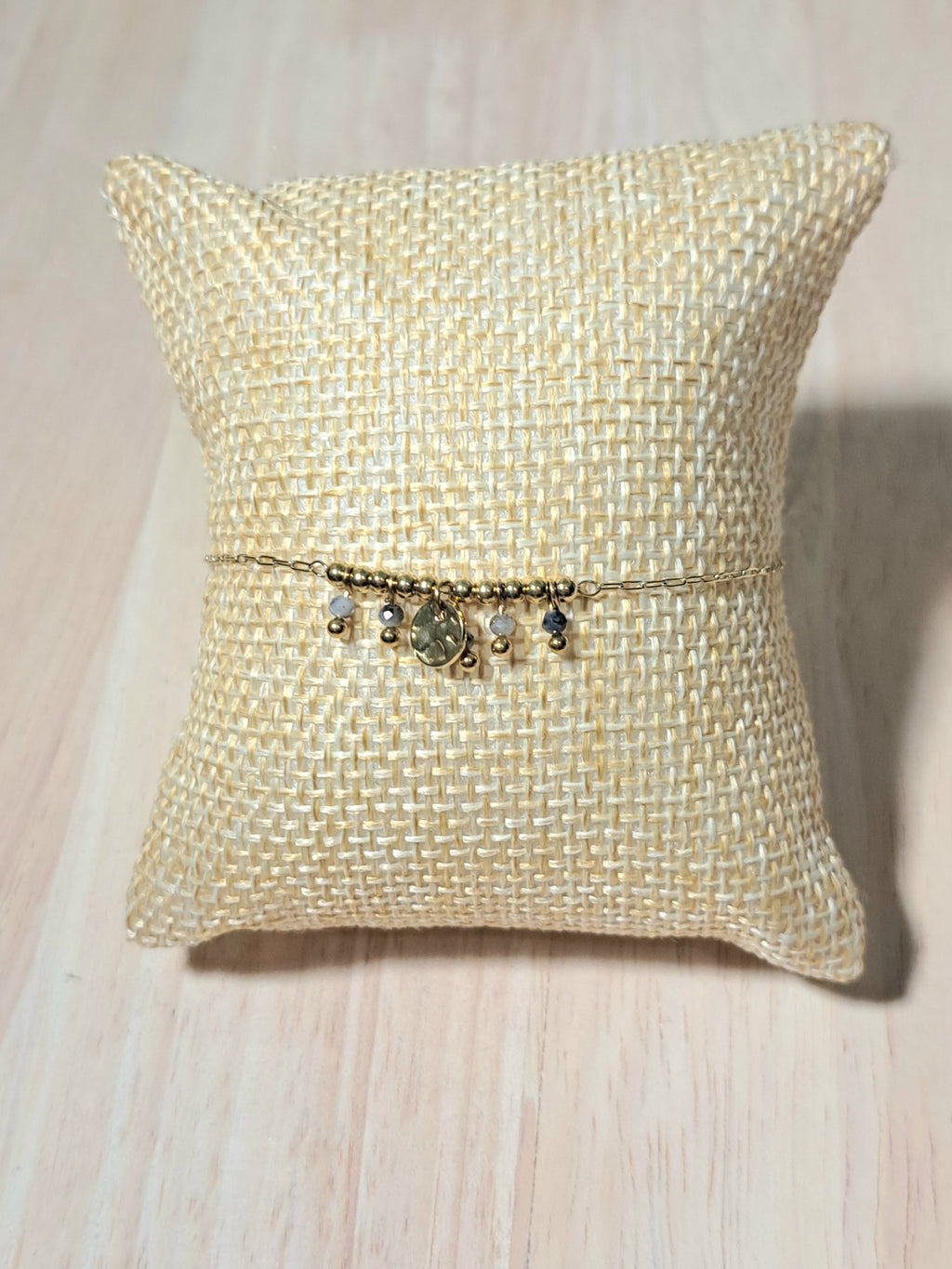 Bracelet Gouttes Dorées & perles grises